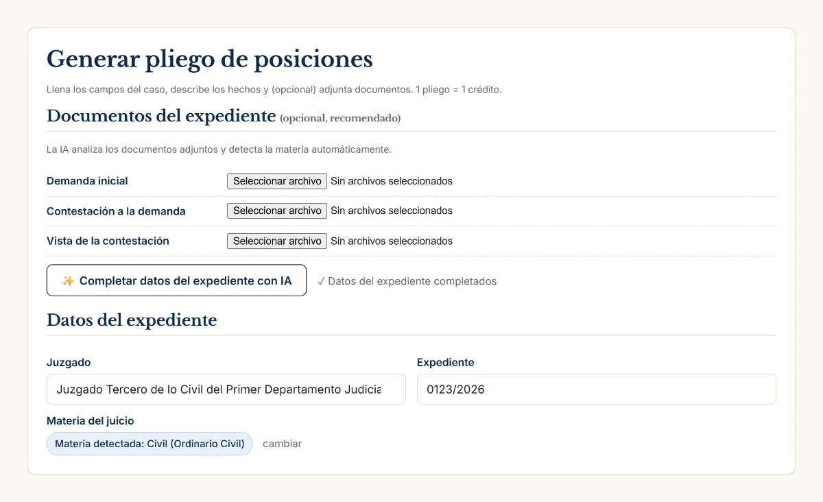 Lee la demanda, la contestación y la vista